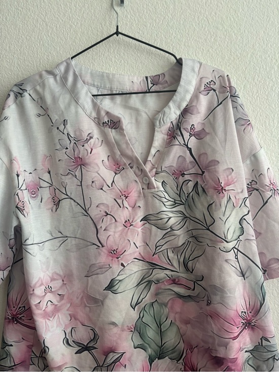Tops - Floral Pink V-Neck Tunic Top - Unbranded